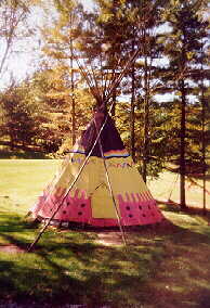 Native Americans - Indian Homes, Native Housing, Tipis, Wigwams and Longhouses