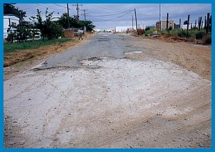 original_road_with_exposed_concrete.jpg (24195 bytes)